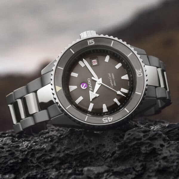 RADO Captain Cook High-Tech Ceramic Diver R32144102