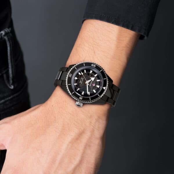 RADO Captain Cook High-Tech Ceramic Diver R32127152