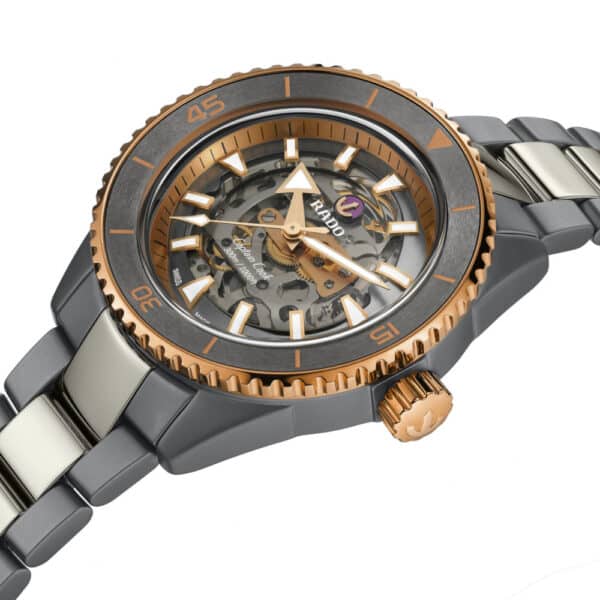 RADO Captain Cook High-Tech Ceramic Skeleton R32148162