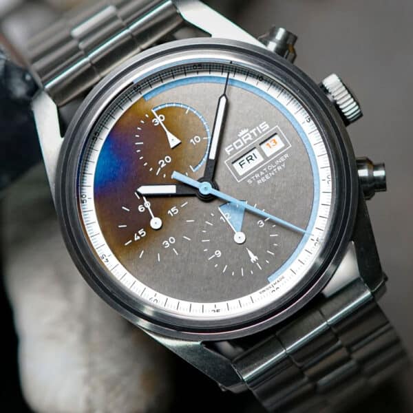 1 FORTIS Stratoliner S-41 Reentry Edition auf Block Bracelet F2340019
